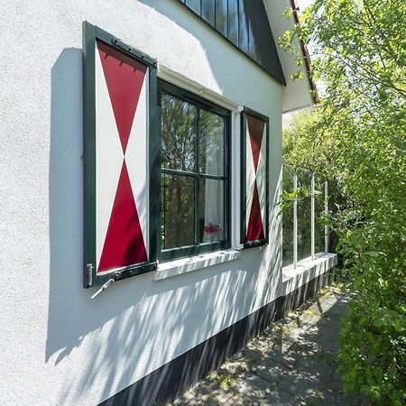 Holiday Villa With Fenced Garden Callantsoog Bagian luar foto